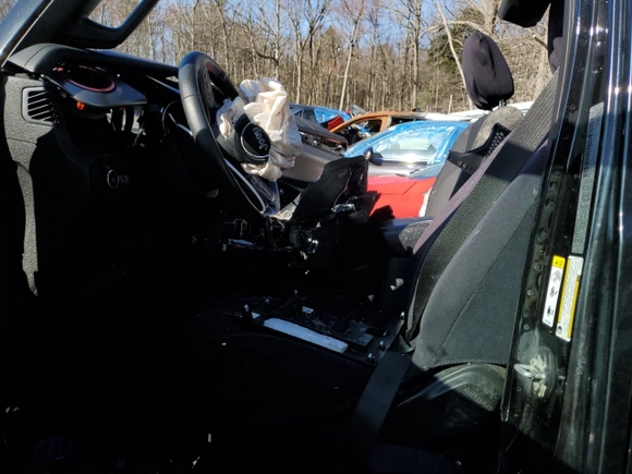 2018 Jeep Wrangler Unlimited Sport S z VIN 1C4HJXDGXJW230269, wystawiony jako Copart lot #53250765 z przebiegiem Nie podano mil oraz Nie do naprawy • Non repairable. Historia ofert i sprzedaży dostępna na DreamBid. Obrazek 7.