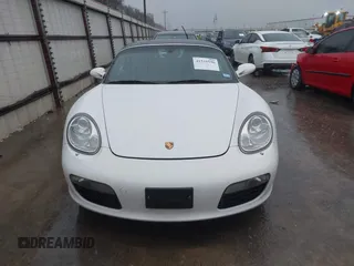 2006 Porsche Boxster с VIN WP0CA29866U710858, выставлен на аукционе IAAI как лот 41531596 с пробегом 131 849 миль миль и . История ставок и продаж доступна на DreamBid. Изображение 13.