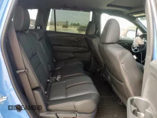 2024 Honda Passport TrailSport z VIN 5FNYF8H66RB010670, wystawiony jako Copart lot #61746655 z przebiegiem 16 949 mil mil oraz Szkoda całkowita • Salvage title. Historia ofert i sprzedaży dostępna na DreamBid. Obrazek 11.