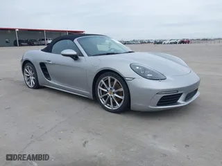 2019 Porsche 718 Boxster with VIN WP0CA2A84KS210215, listed as a IAAI auction lot 41284637 with 43,965 mi miles. Bid and sale history available at carsss.com. Image 1.