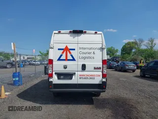 2021 Ram ProMaster Cargo с VIN 3C6MRVJG8ME537669, выставлен на аукционе IAAI как лот 42211644 с пробегом 171 603 миль миль и . История ставок и продаж доступна на DreamBid. Изображение 16.