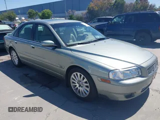 2006 Volvo S80 z VIN YV1TS592061446901, wystawiony jako IAAI lot #42310273 z przebiegiem 52 079 mil mil oraz . Historia ofert i sprzedaży dostępna na DreamBid. Obrazek 1.