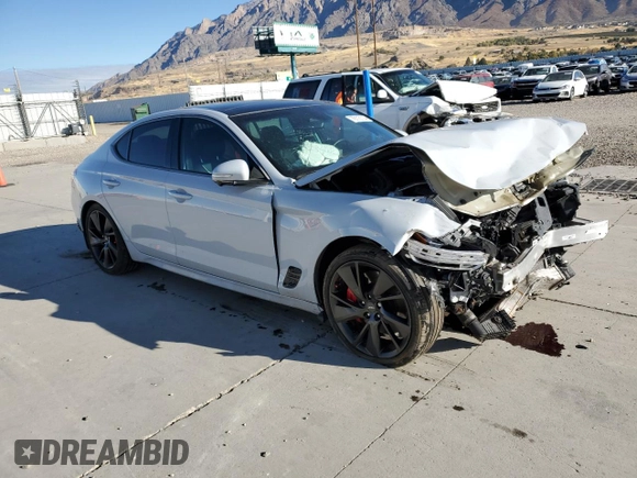 2022 Genesis G70 3.3T with VIN KMTG54TE0NU084403, listed as a Copart auction lot 79113114 with 19,173 mi miles and Salvage Title. Bid and sale history available at DreamBid. Image 4.