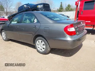 2004 Toyota Camry LE with VIN 4T1BE32K24U895575, listed as a IAAI auction lot 42067190 with 283,333 mi miles. Bid and sale history available at carsss.com. Image 3.