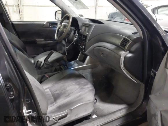 2010 Subaru Forester 2.5X Premium with VIN JF2SH6CCXAG902627, listed as a IAAI auction lot 41310057 with 160,873 mi miles. Bid and sale history available at carsss.com. Image 5.