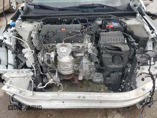 2024 Honda Civic LX z VIN 2HGFE2F27RH571446, wystawiony jako Copart lot #55157415 z przebiegiem 22 687 mil mil oraz Szkoda całkowita • Salvage title. Historia ofert i sprzedaży dostępna na DreamBid. Obrazek 11.