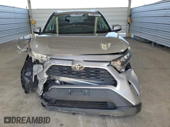 2020 Toyota RAV4 LE with VIN 2T3K1RFVXLC034798, listed as a Copart auction lot 59742644 with 42,011 mi miles and Clean Title. Bid and sale history available at DreamBid. Image 5.