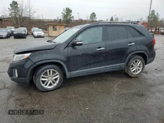 2014 Kia Sorento LX with VIN 5XYKT4A68EG477464, listed as a Copart auction lot 45084575 with 0 mi miles and Salvage Title. Bid and sale history available at carsss.com. Image 1.