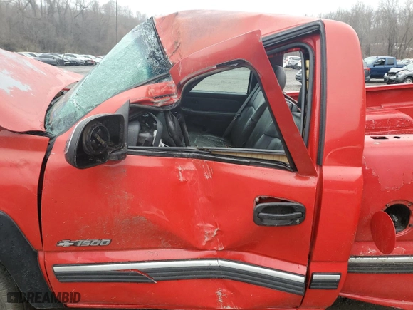 2001 Chevrolet Silverado 1500 LS with VIN 1GCEK14T81Z228982, listed as a Copart auction lot 84269344 with 0 mi miles and Salvage Title. Bid and sale history available at carsss.com. Image 7.