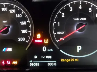 2017 BMW M4 with VIN WBS3R9C5XHK709445, listed as a IAAI auction lot 39303430 with 59,095 mi miles. Bid and sale history available at carsss.com. Image 16.