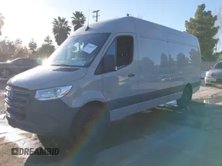 2022 Mercedes-Benz Sprinter with VIN W1Y40CHY3NT082983, listed as a IAAI auction lot 41505872 with 130,341 mi miles and . Bid and sale history available at carsss.com. Image 2.