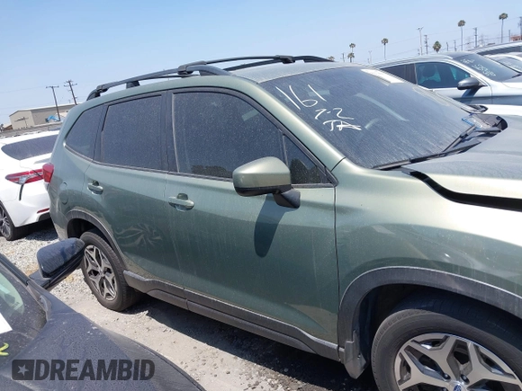 2019 Subaru Forester Premium with VIN JF2SKAEC4KH451448, listed as a IAAI auction lot 42279690 with 99,219 mi miles and . Bid and sale history available at DreamBid. Image 14.