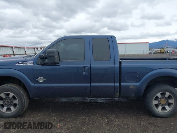 2013 Ford F-250 XL with VIN 1FT7X2BT0DEA97867, listed as a IAAI auction lot 41856593 with 131,158 mi miles and . Bid and sale history available at DreamBid. Image 14.