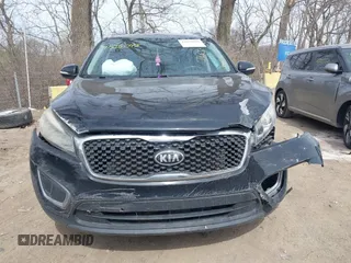 2016 Kia Sorento LX with VIN 5XYPG4A39GG064648, listed as a IAAI auction lot 41858048 with 174,570 mi miles and . Bid and sale history available at carsss.com. Image 13.