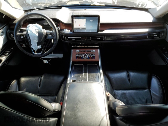 2020 Lincoln Aviator Reserve z VIN 5LM5J7XC8LGL26385, wystawiony jako Copart lot #45191005 z przebiegiem 62 050 mil mil oraz Szkoda całkowita • Salvage title. Historia ofert i sprzedaży dostępna na DreamBid. Obrazek 8.
