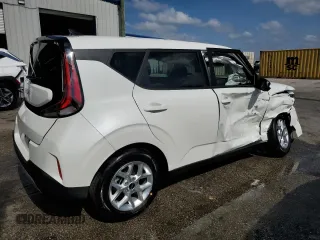 2025 Kia Soul LX with VIN KNDJ23AU8S7942311, listed as a Copart auction lot 54357715 with 132 mi miles and Salvage Title. Bid and sale history available at DreamBid. Image 3.