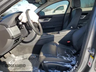 2018 Jaguar XF with VIN SAJBJ4EV6JCY56096, listed as a Copart auction lot 86593884 with 56,896 mi miles and Salvage Title. Bid and sale history available at DreamBid. Image 7.