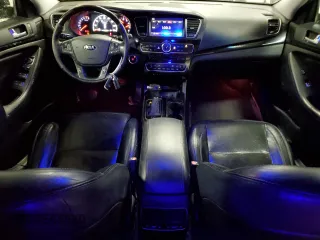 2014 Kia Cadenza Premium with VIN KNALN4D70E5124466, listed as a Copart auction lot 82614644 with 175,296 mi miles and Salvage Title. Bid and sale history available at carsss.com. Image 8.