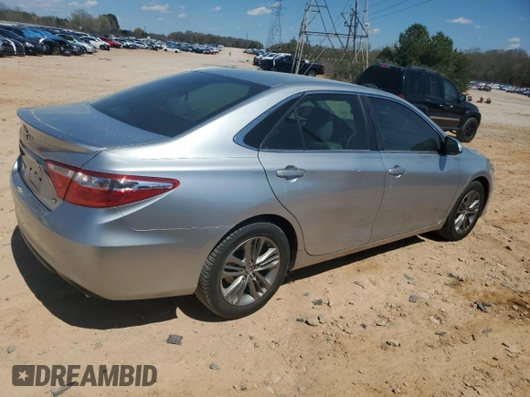 2015 Toyota Camry XLE with VIN 4T1BF1FK7FU886028, listed as a Copart auction lot 50577095 with 143,033 mi miles and Salvage Title. Bid and sale history available at carsss.com. Image 3.