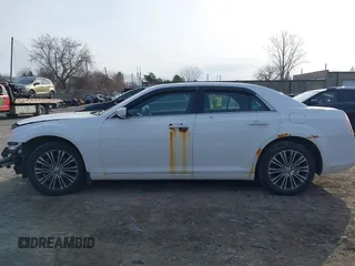 2013 Chrysler 300 with VIN 2C3CCAGG0DH505443, listed as a IAAI auction lot 41767261 with 163,557 mi miles. Bid and sale history available at carsss.com. Image 15.