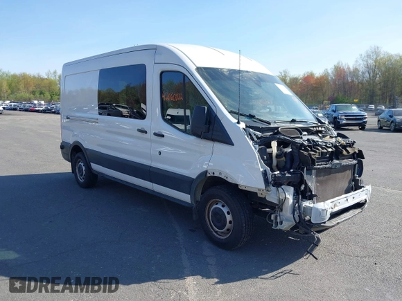 2019 Ford Transit with VIN 1FTYR2CM1KKA03886, listed as a IAAI auction lot 42060822 with 140,305 mi miles. Bid and sale history available at carsss.com. Image 1.