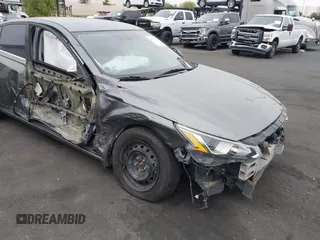 2019 Nissan Altima S with VIN 1N4BL4BV2KC136119, listed as a IAAI auction lot 41970100 with 130,908 mi miles and . Bid and sale history available at carsss.com. Image 1.