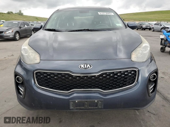 2017 Kia Sportage LX z VIN KNDPMCAC9H7275589, wystawiony jako Copart lot #61273045 z przebiegiem 182 683 mil mil oraz Czysty tytuł • Clean title. Historia ofert i sprzedaży dostępna na DreamBid. Obrazek 5.