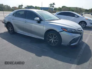 2022 Toyota Camry SE with VIN 4T1G11AK1NU002157, listed as a IAAI auction lot 41647629 with 89,189 mi miles and . Bid and sale history available at DreamBid. Image 1.