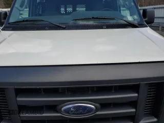 2013 Ford Econoline Cargo Commercial z VIN 1FTNE2EL6DDA51961, wystawiony jako Copart lot #50568095 z przebiegiem 172 756 mil mil oraz Tytuł czysty. Historia ofert i sprzedaży dostępna na DreamBid. Obrazek 12.