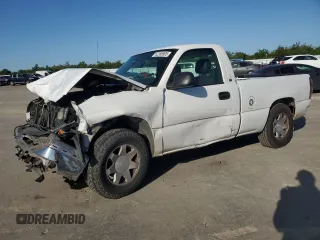 2005 Chevrolet Silverado 1500 Work Truck with VIN 1GCEC14V05Z333830, listed as a Copart auction lot 52386905 with 177,147 mi miles and Salvage Title. Bid and sale history available at carsss.com. Image 1.