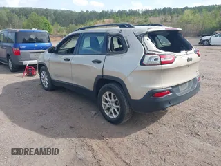 2015 Jeep Cherokee Sport z VIN 1C4PJLAB7FW732855, wystawiony jako IAAI lot #42276146 z przebiegiem 157 674 mil mil oraz . Historia ofert i sprzedaży dostępna na DreamBid. Obrazek 3.
