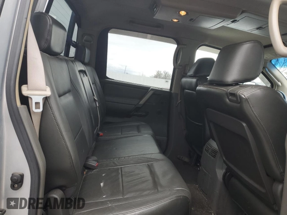 2005 Nissan Titan LE with VIN 1N6AA07B75N502911, listed as a Copart auction lot 47319305 with 208,218 mi miles and Clean Title. Bid and sale history available at carsss.com. Image 10.
