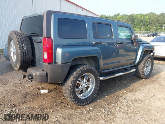 2007 Hummer H3 SUV z VIN 5GTDN13E578185716, wystawiony jako IAAI lot #42398547 z przebiegiem 137 163 mil mil oraz . Historia ofert i sprzedaży dostępna na DreamBid. Obrazek 4.