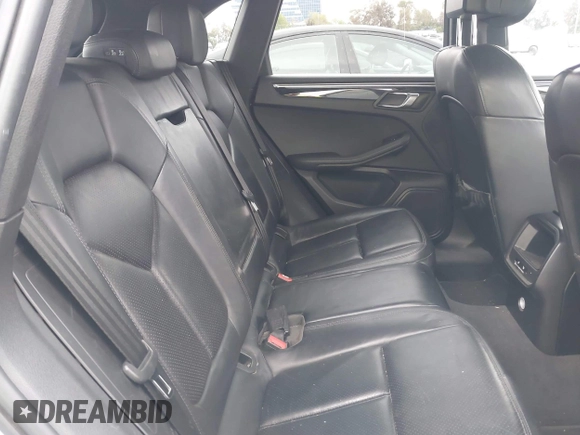 2015 Porsche Macan S with VIN WP1AB2A50FLB58087, listed as a IAAI auction lot 42108660 with 91,894 mi miles. Bid and sale history available at carsss.com. Image 8.