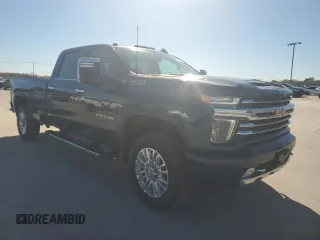 2022 Chevrolet Silverado 3500HD High Country with VIN 1GC4YVEY5NF165925, listed as a Copart auction lot 82040744 with 22,040 mi miles and Salvage Title. Bid and sale history available at carsss.com. Image 4.