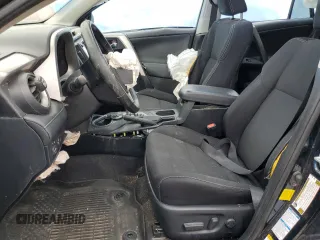 2018 Toyota RAV4 XLE z VIN JTMRFREV1JJ242564, wystawiony jako Copart lot #59093405 z przebiegiem 111 174 mil mil oraz Szkoda całkowita • Salvage title. Historia ofert i sprzedaży dostępna na DreamBid. Obrazek 7.