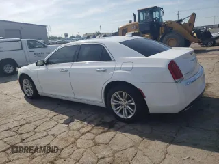2020 Chrysler 300 Limited with VIN 2C3CCAEG5LH124463, listed as a Copart auction lot 67393734 with 104,833 mi miles and Salvage Title. Bid and sale history available at DreamBid. Image 2.