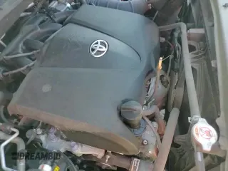 2020 Toyota Highlander Limited with VIN 5TDFZRAH7LS027559, listed as a Copart auction lot 53901405 with 62,957 mi miles and Salvage title. Bid and sale history available at DreamBid. Image 17.