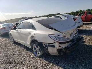 2013 Mercedes-Benz CLS-Class CLS 550 with VIN WDDLJ7DB2DA067476, listed as a Copart auction lot 45017282 with 82,779 mi miles and Salvage Title. Bid and sale history available at carsss.com. Image 3.