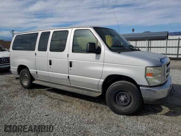 2008 Ford Econoline Passenger XL with VIN 1FMNE11W48DB37734, listed as a Copart auction lot 78738854 with 154,122 mi miles and Clean Title. Bid and sale history available at DreamBid. Image 4.