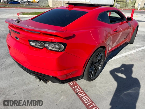 2023 Chevrolet Camaro ZL1 with VIN 1G1FK1R61P0128493, listed as a Copart auction lot 49242675 with 6,433 mi miles and Clean title. Bid and sale history available at DreamBid. Image 4.