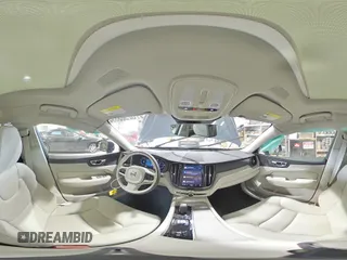 2023 Volvo XC60 Plus Dark Theme z VIN YV4H60DL2P1289471, wystawiony jako Copart lot #62508884 z przebiegiem 8 012 mil mil oraz Szkoda całkowita • Salvage title. Historia ofert i sprzedaży dostępna na DreamBid. Obrazek 13.