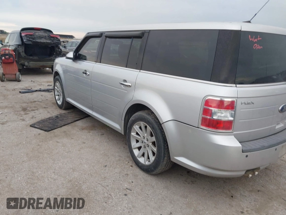 2011 Ford Flex SEL z VIN 2FMGK5CCXBBD24775, wystawiony jako IAAI lot #42184649 z przebiegiem 224 106 mil mil oraz . Historia ofert i sprzedaży dostępna na DreamBid. Obrazek 3.