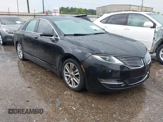 2016 Lincoln MKZ z VIN 3LN6L2G96GR631987, wystawiony jako IAAI lot #42512138 z przebiegiem 110 978 mil mil oraz . Historia ofert i sprzedaży dostępna na DreamBid. Obrazek 1.