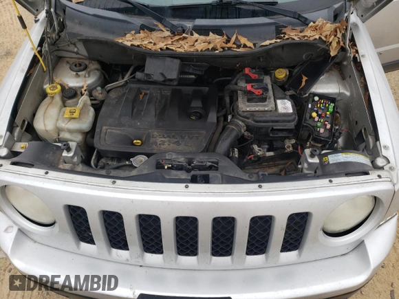 2013 Jeep Patriot Latitude with VIN 1C4NJPFB9DD146531, listed as a Copart auction lot 44819775 with 220,396 mi miles and Salvage Title. Bid and sale history available at carsss.com. Image 12.