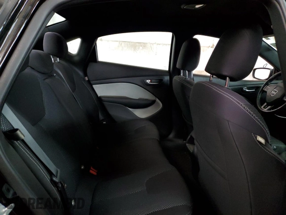 2014 Dodge Dart SXT with VIN 1C3CDFBB2ED926312, listed as a Copart auction lot 87958425 with 88,957 mi miles and Salvage Title. Bid and sale history available at carsss.com. Image 10.