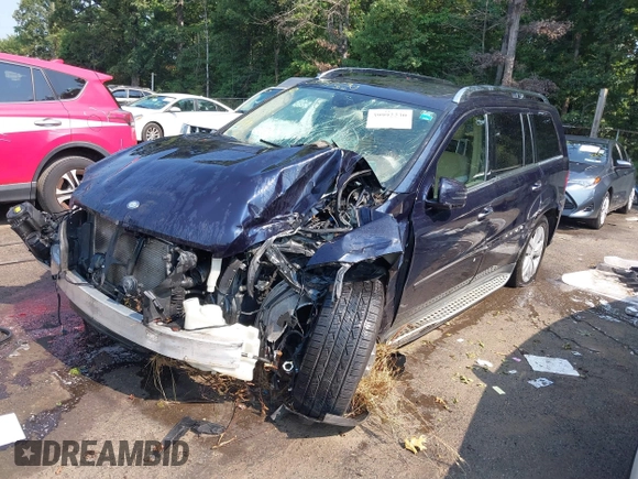 2011 Mercedes-Benz GL-Class GL 450 with VIN 4JGBF7BE8BA627367, listed as a IAAI auction lot 39992230 with 153,606 mi miles. Bid and sale history available at carsss.com. Image 17.