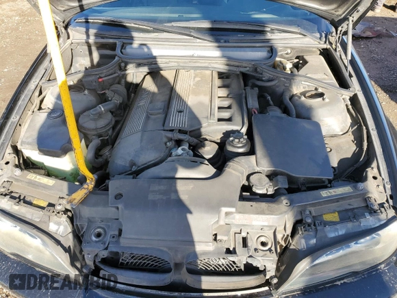 2006 BMW 3 Series 325Ci with VIN WBABW33426PX86033, listed as a Copart auction lot 44718015 with 174,331 mi miles and Clean Title. Bid and sale history available at carsss.com. Image 11.