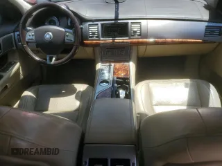 2009 Jaguar XF Premium Luxury z VIN SAJWA06B59HR02336, wystawiony jako Copart lot #60356295 z przebiegiem 113 535 mil mil oraz Czysty tytuł • Clean title. Historia ofert i sprzedaży dostępna na DreamBid. Obrazek 8.