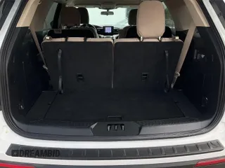 2022 Ford Explorer XLT z VIN 1FMSK7DH3NGB36208, wystawiony jako IAAI lot #42468431 z przebiegiem 51 513 mil mil oraz . Historia ofert i sprzedaży dostępna na DreamBid. Obrazek 2.